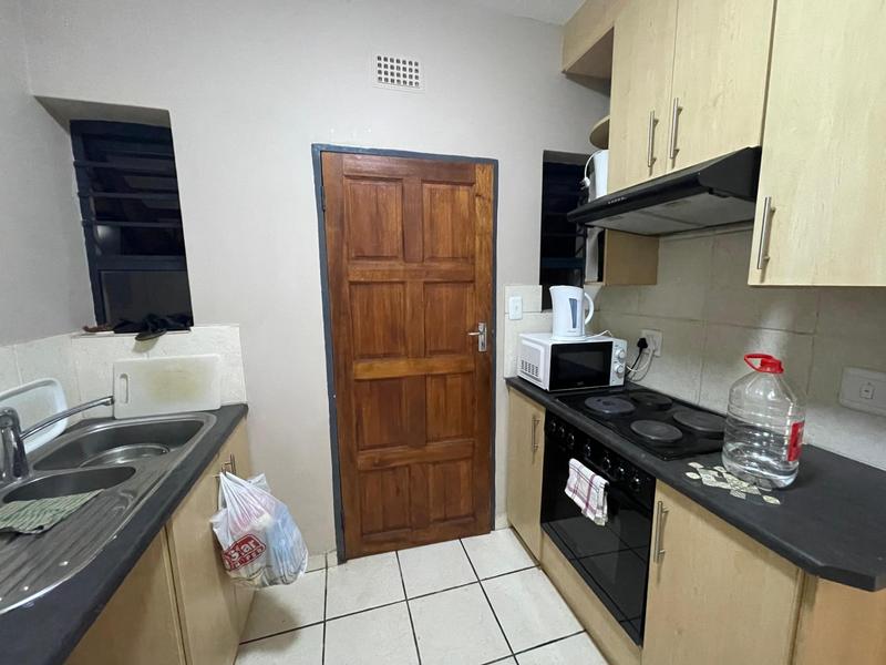 To Let 2 Bedroom Property for Rent in Vyfhoek A H North West